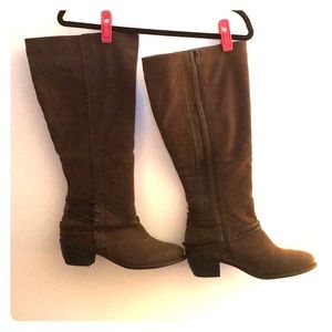 1/2” Brown Boot
